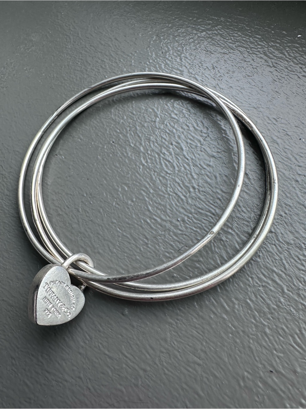 Tiffany  Co Sterling Silver Triple Banglr Heart Lock Padlock Charm Bracelet